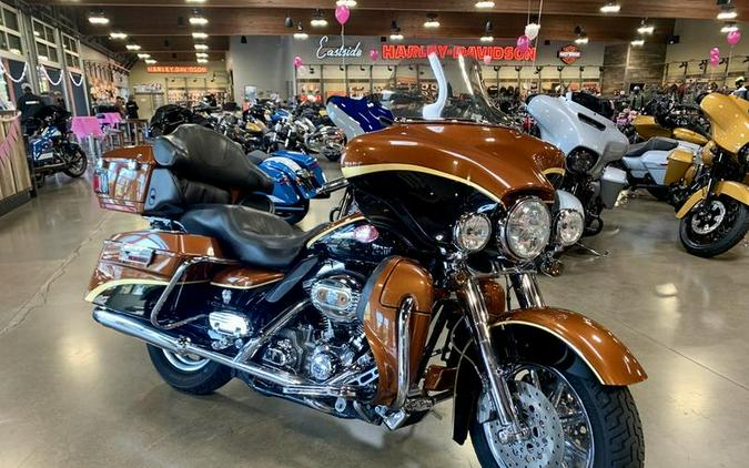 2008 Harley-Davidson® FLHTCUSE3 - CVO™ Ultra Classic® Screamin' Eagle® Anniversary Electra Glide®