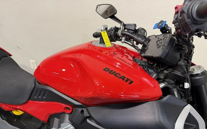 2025 Ducati Diavel V4 Ducati Red