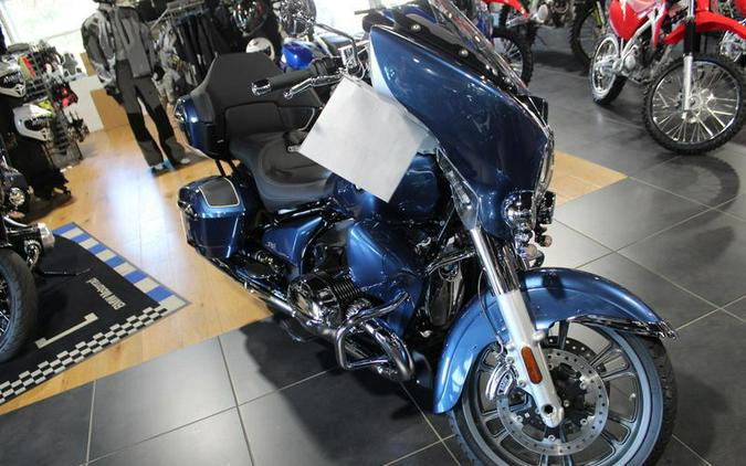 2023 BMW R 18 Transcontinental Gravity Blue Metallic