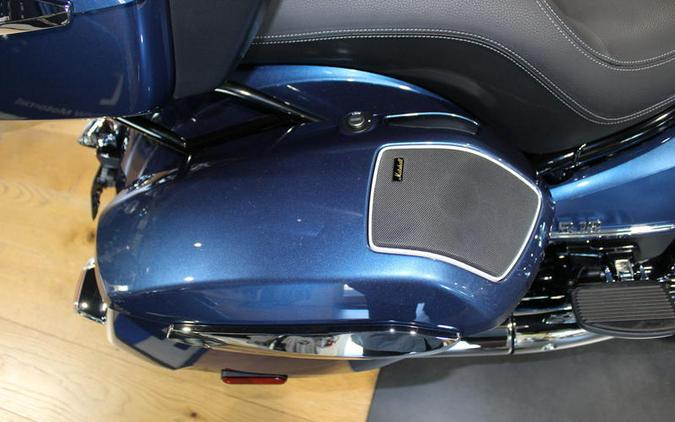 2023 BMW R 18 Transcontinental Gravity Blue Metallic