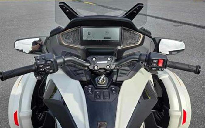 2024 Can-Am Spyder RT Sea-to-Sky