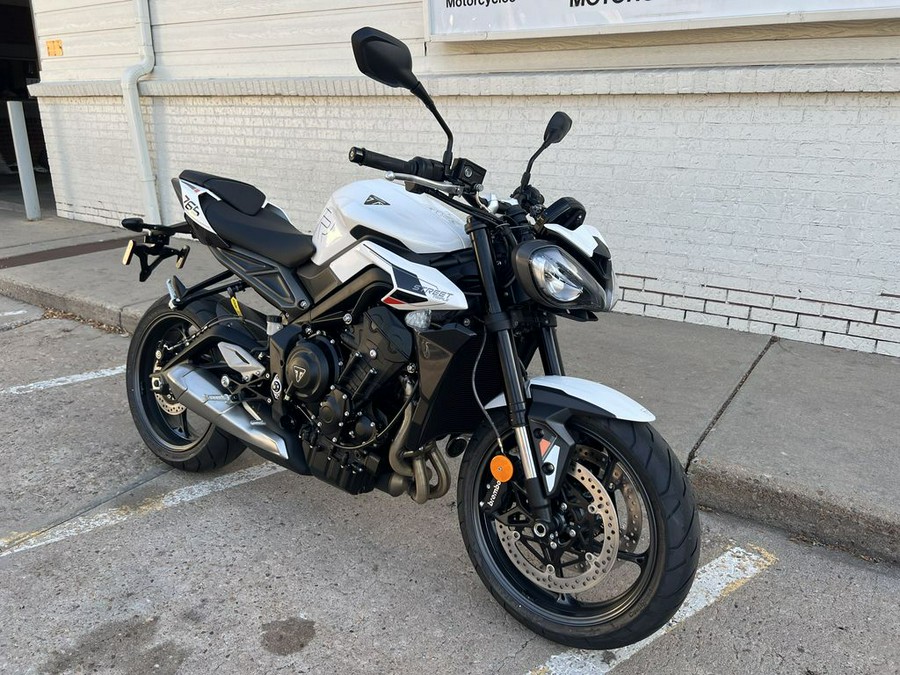 2025 Triumph Street Triple 765 R Pure White