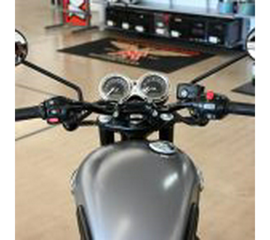 2018 Triumph Bonneville T120 Black