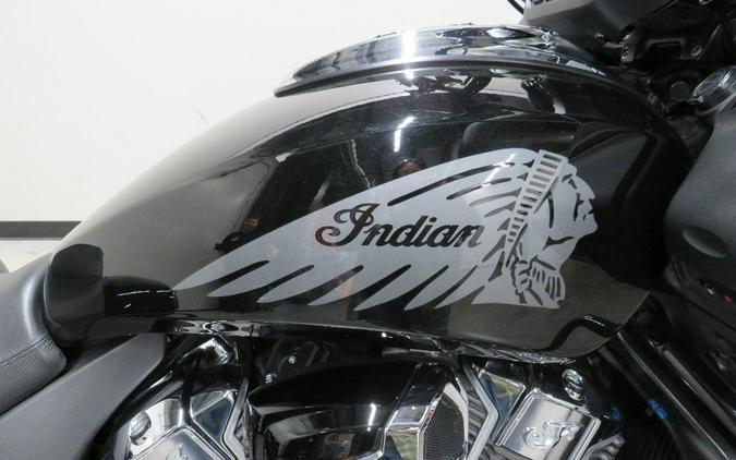 2022 Indian Motorcycle® Challenger® Black Metallic