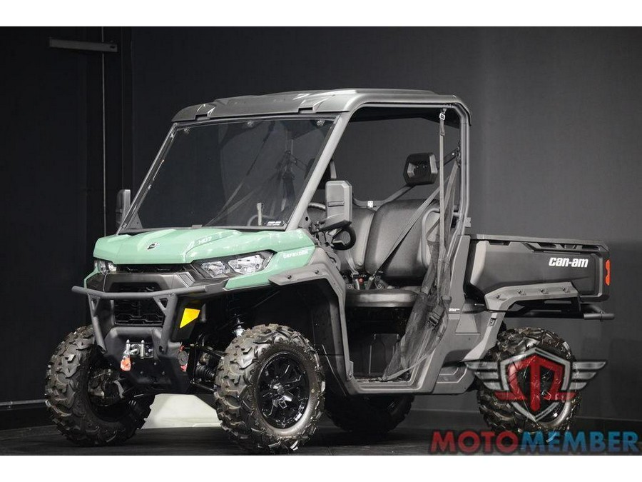 2026 Can-Am Defender DPS HD7 Compass Green