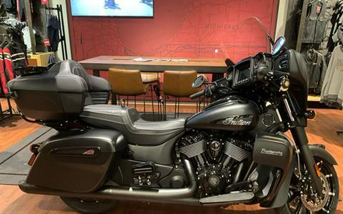 2024 Indian Motorcycle Roadmaster® Dark Horse®