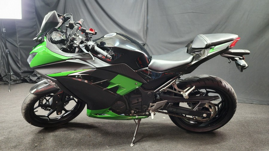 2013 Kawasaki EX330-A