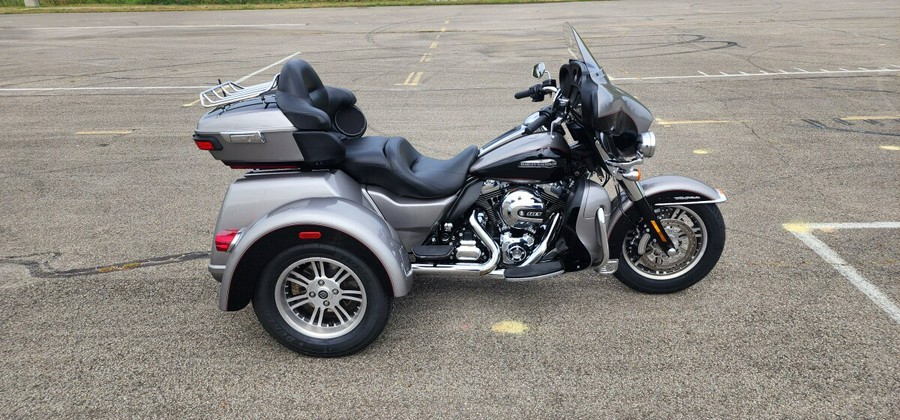 2016 Harley-Davidson® Tri Glide® Ultra FLHTCUTG