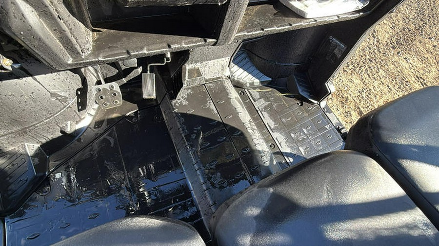 2025 Can-Am® Defender DPS HD10