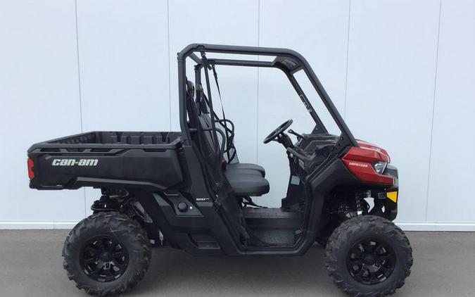 2025 Can-Am® Defender DPS HD10