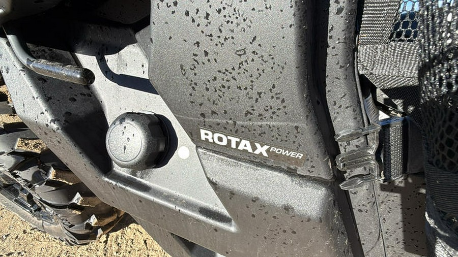 2025 Can-Am® Defender DPS HD10