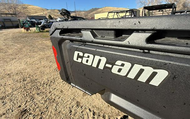 2025 Can-Am® Defender DPS HD10
