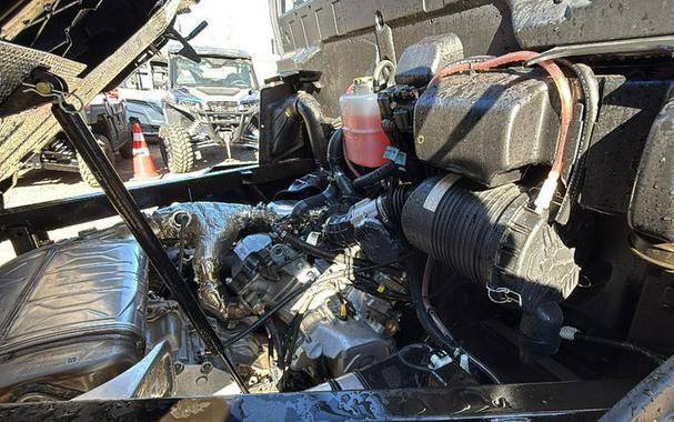 2025 Can-Am® Defender DPS HD10