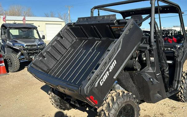 2025 Can-Am® Defender DPS HD10