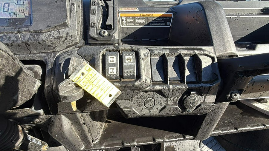 2025 Can-Am® Defender DPS HD10