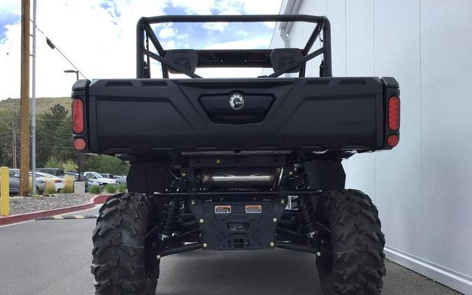 2025 Can-Am® Defender DPS HD10
