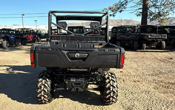 2025 Can-Am® Defender DPS HD10