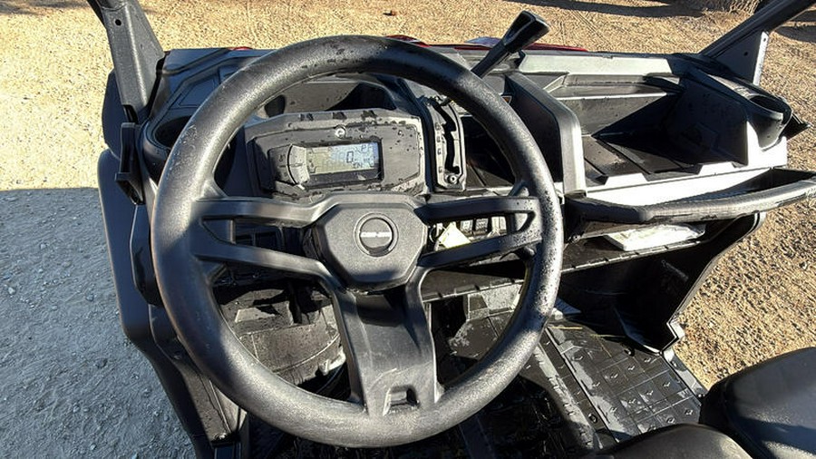 2025 Can-Am® Defender DPS HD10