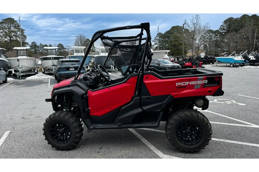 2024 Pioneer 1000 Deluxe - Honda