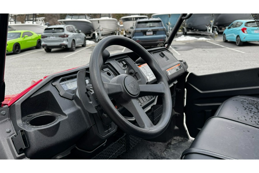 2024 Pioneer 1000 Deluxe - Honda