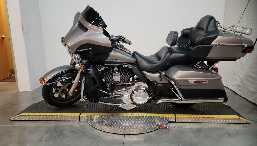 2016 Harley-Davidson Ultra Limited Low SIL/BLK