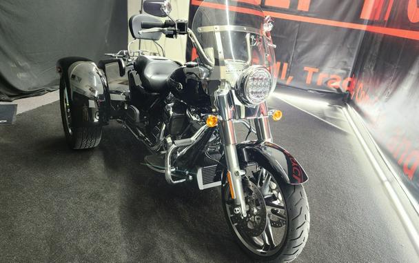 2018 Harley-Davidson® FLRT