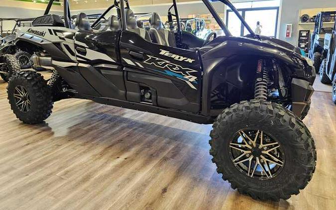 2025 Kawasaki TERYX KRX4 1000 Metallic Light Gray/Super Black - 107545