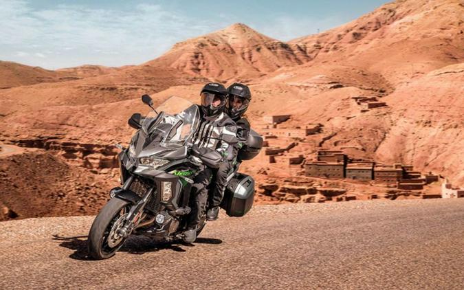 2023 Kawasaki Versys® 1000 SE LT+