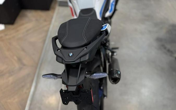 2026 BMW M 1000 XR Light White/M Motorsport