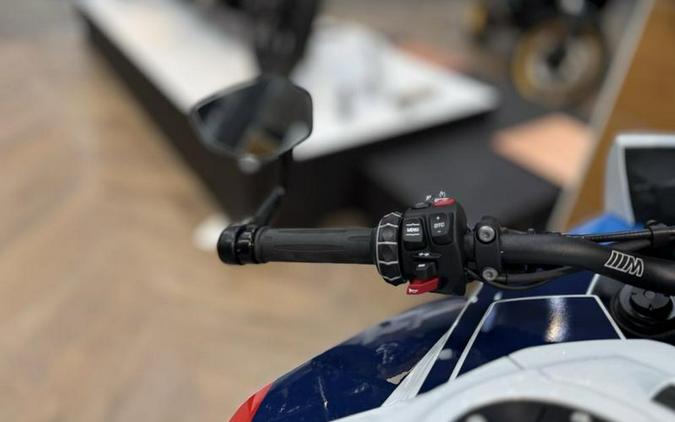 2026 BMW M 1000 XR Light White/M Motorsport