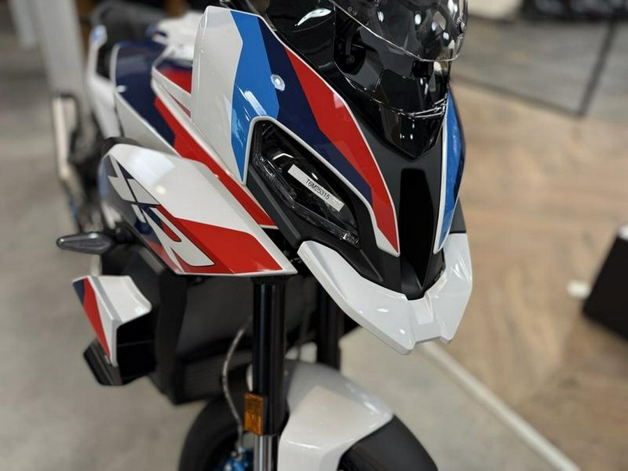 2026 BMW M 1000 XR Light White/M Motorsport