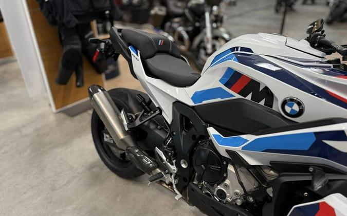 2026 BMW M 1000 XR Light White/M Motorsport