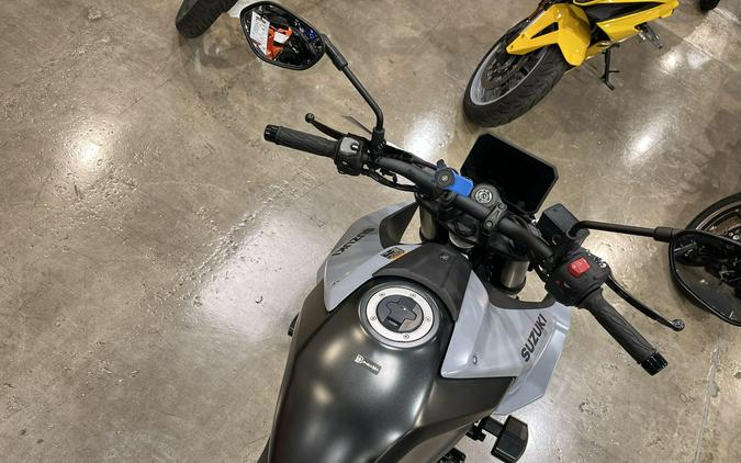 2024 Suzuki GSX-8S CA
