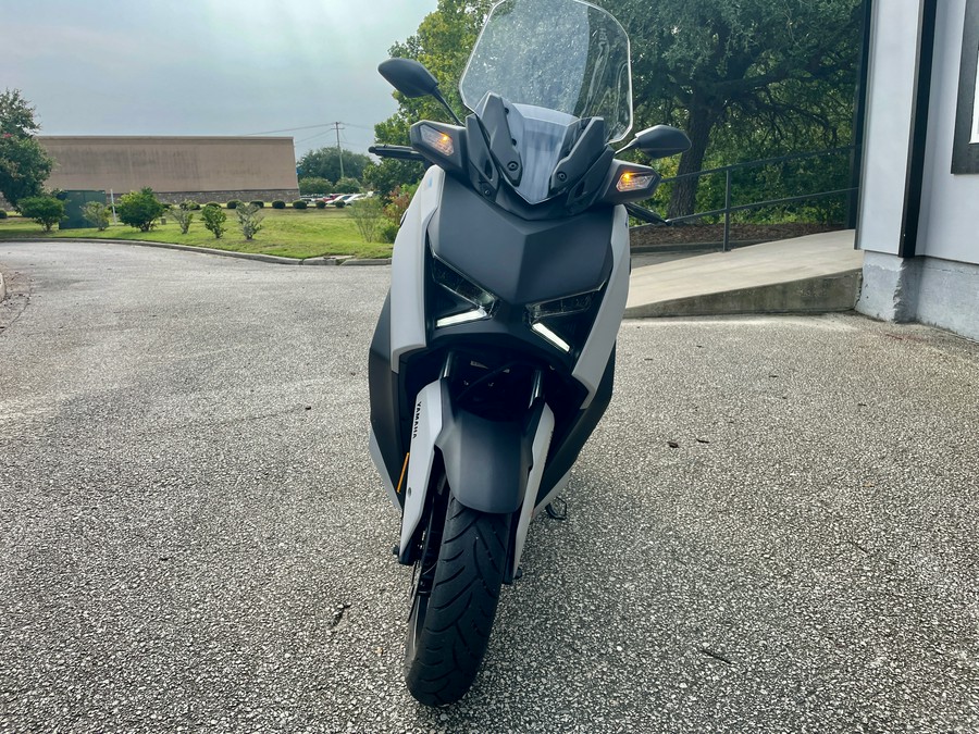 2024 Yamaha XMAX