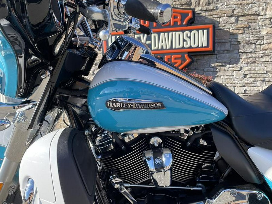 2017 Harley-Davidson® FLHTCU - Electra Glide® Ultra Classic®