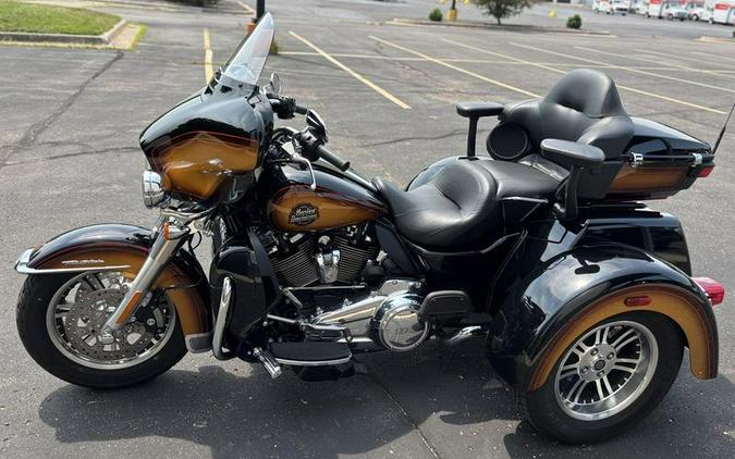2024 Harley-Davidson® FLHTCUTG - Tri Glide® Ultra