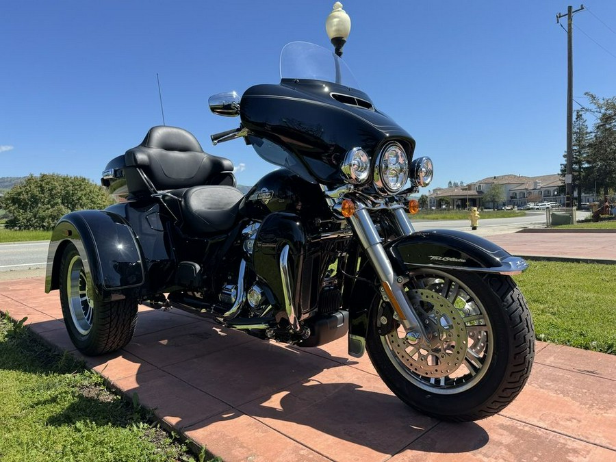 2024 Harley-Davidson® FLHTCUTG - Tri Glide® Ultra