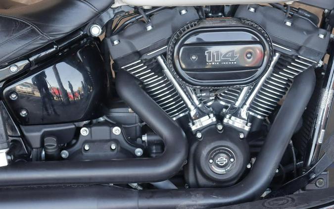 2022 Harley-Davidson Heritage Classic 114 Review