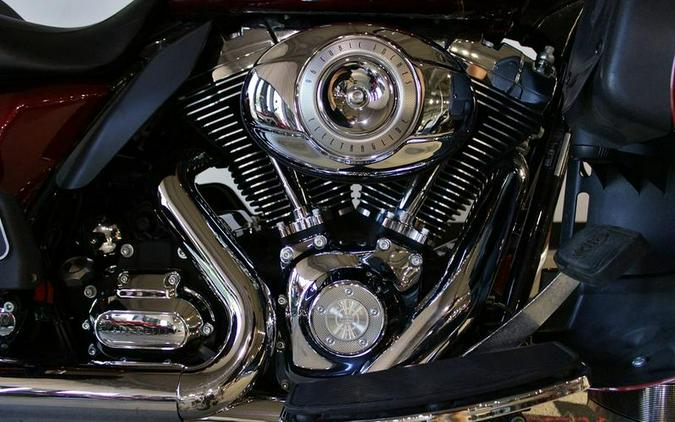 2010 Harley-Davidson® FLHTCU - Ultra Classic® Electra Glide