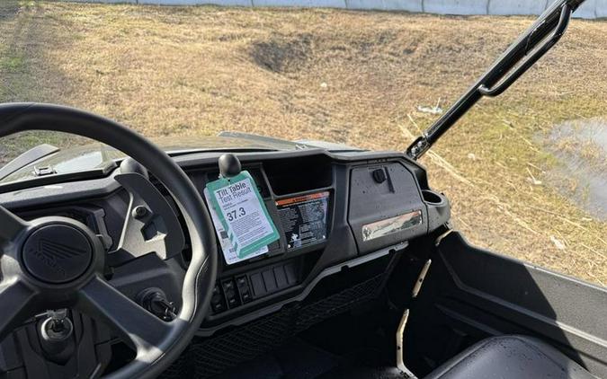 2025 Honda® Pioneer 1000-6 Deluxe Crew