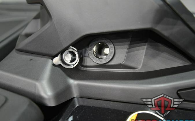 2026 Can-Am Outlander Backcountry 1000R