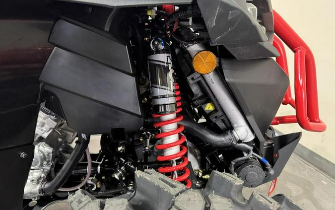 2026 Can-Am® Renegade X mr 1000 R Hyper Silver & Legion Red