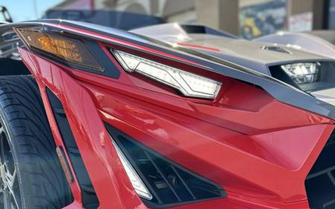 2026 Polaris Slingshot® R AutoDrive Radiant Gray with Indy Red Pearl