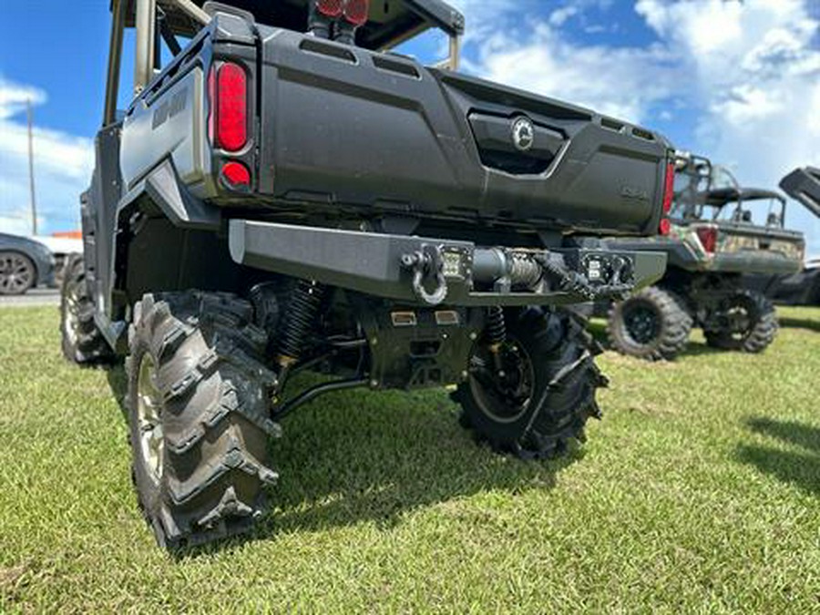 2022 Can-Am Defender X MR HD10