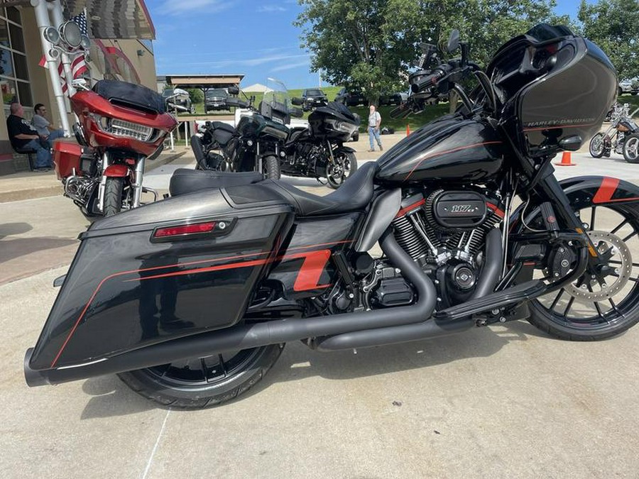 2018 Harley-Davidson® FLTRXSE - CVO™ Road Glide®