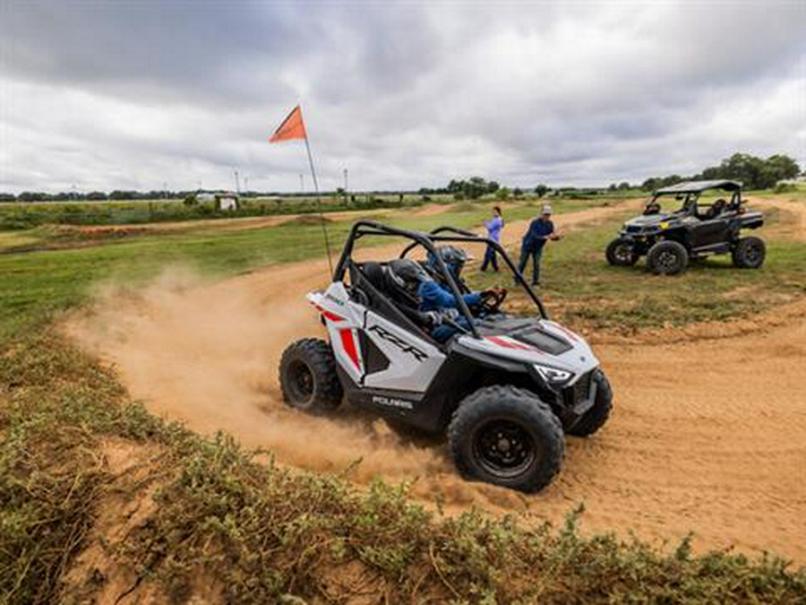 2023 Polaris RZR 200 EFI