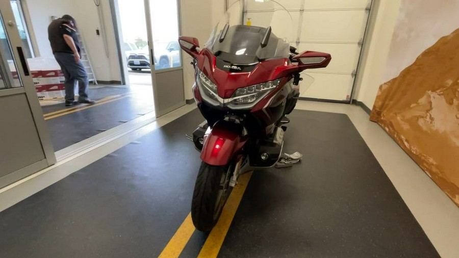 2020 Honda® Gold Wing Tour Candy Ardent Red/Black