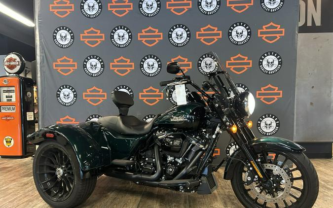 2024 Harley-Davidson Freewheeler ALPINE GRN/BLK W/ PINSTRIPE
