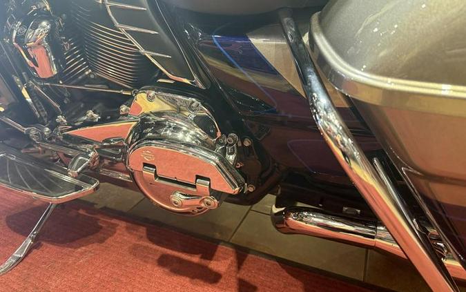 2017 Harley-Davidson® FLHTKSE - CVO™ Limited