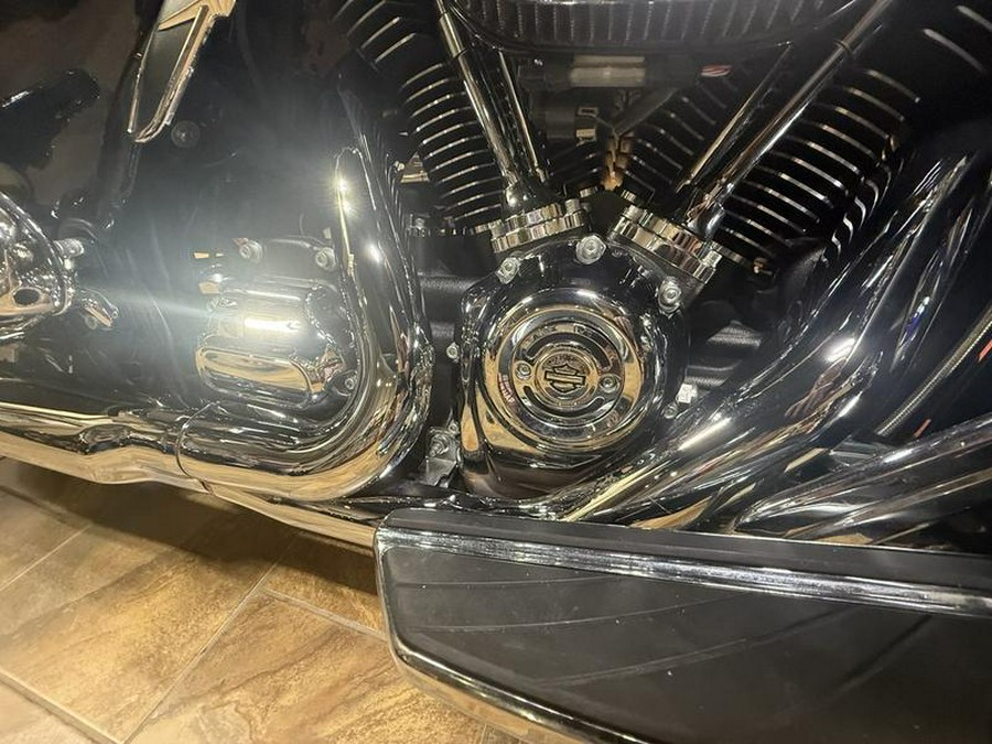 2017 Harley-Davidson® FLHTKSE - CVO™ Limited